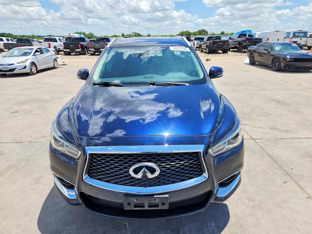 INFINITI Qx Luxe