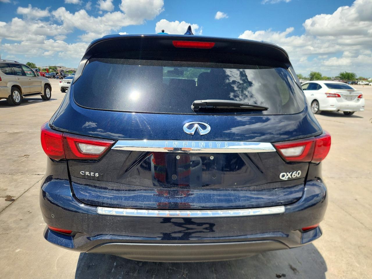 INFINITI Qx Luxe