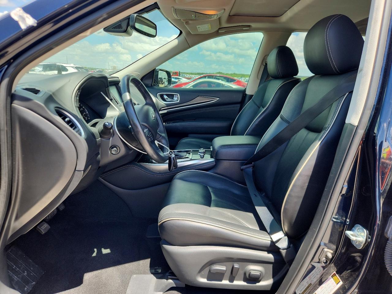 INFINITI Qx Luxe