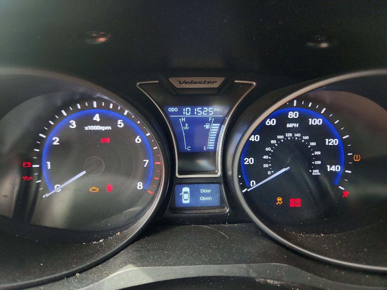 Hyundai VELOSTER Turbo