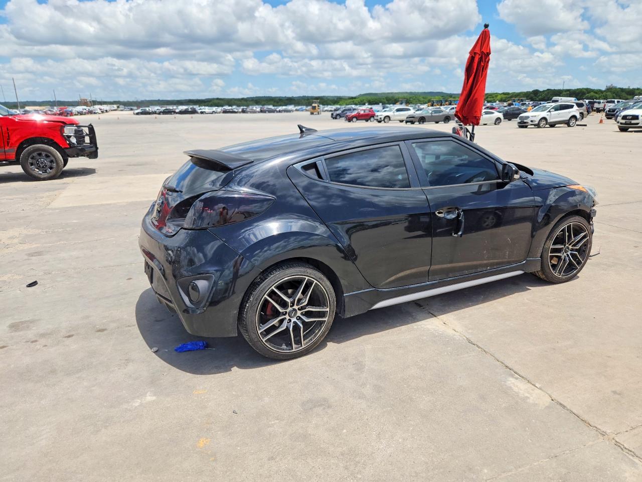 Hyundai VELOSTER Turbo