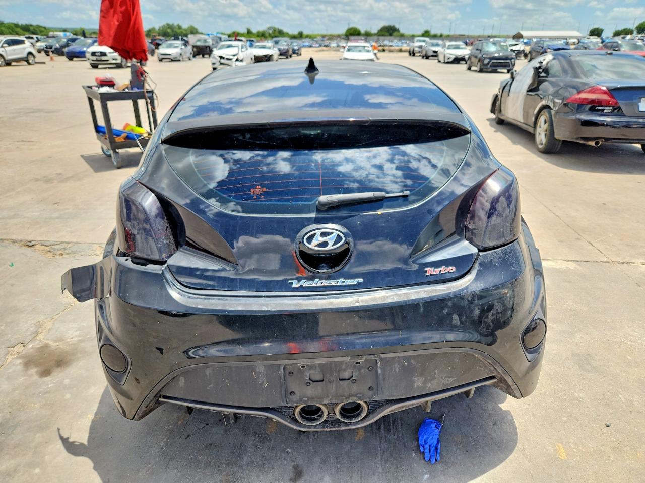Hyundai VELOSTER Turbo