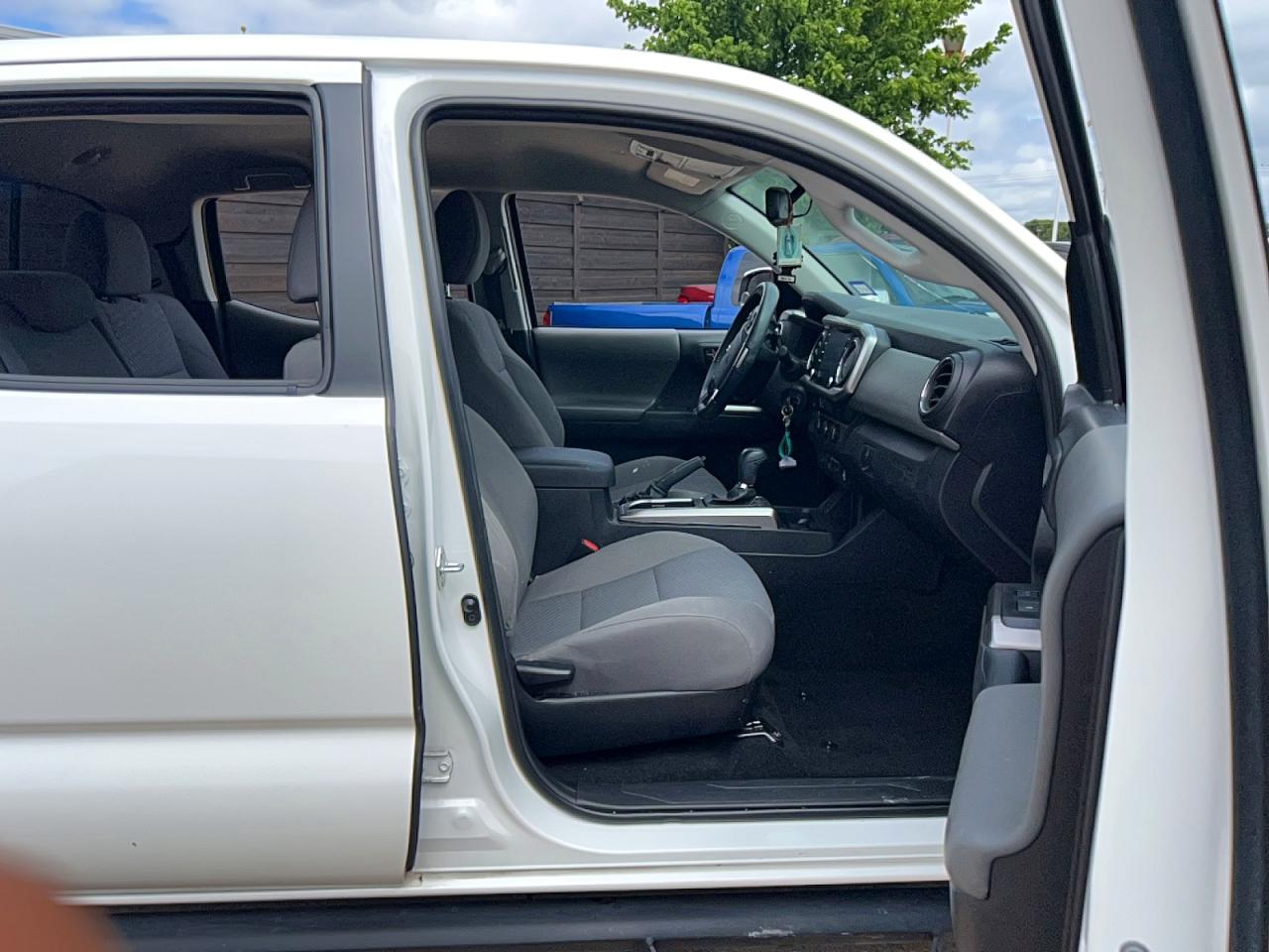 Toyota Tacoma Sr5 V6