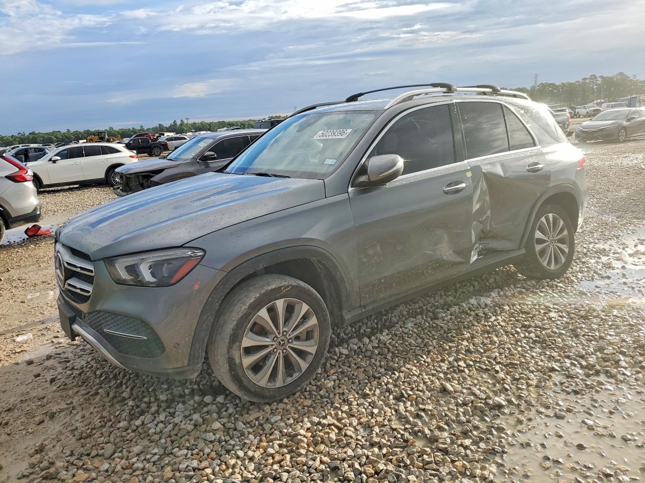 Salvage Mercedes-Benz GLE Image
