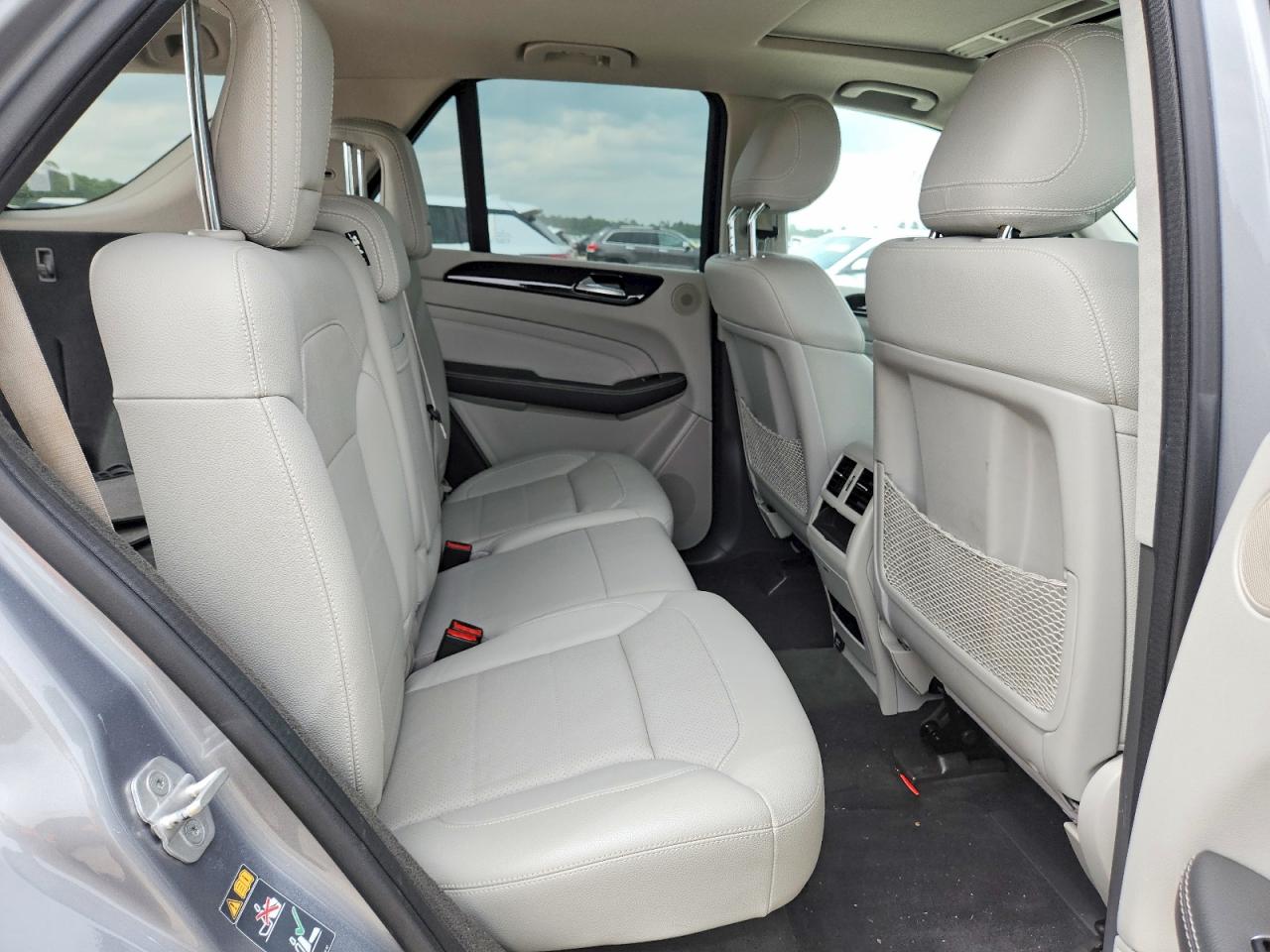 Mercedes-Benz M-Class 350