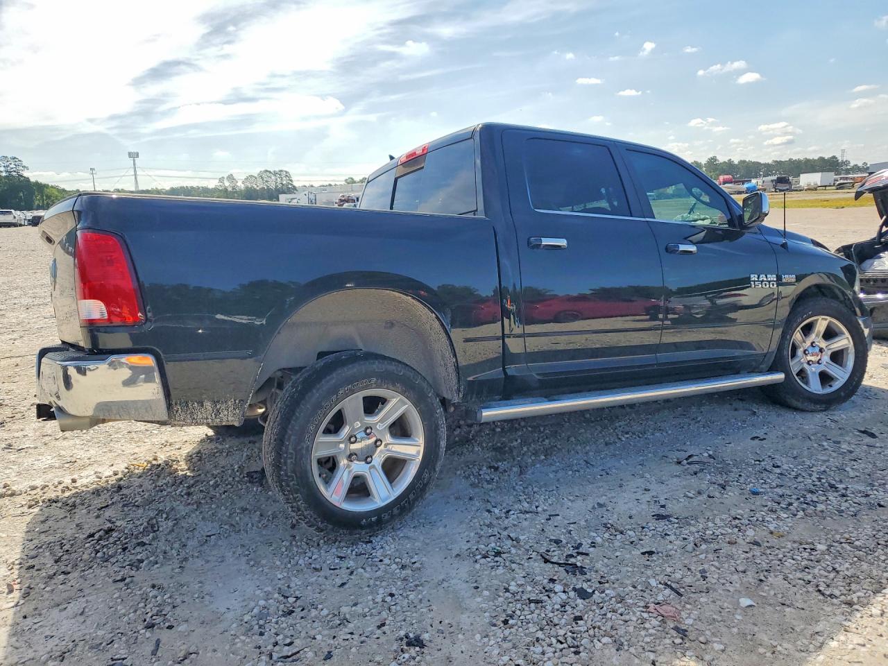 Ram 1500 Slt