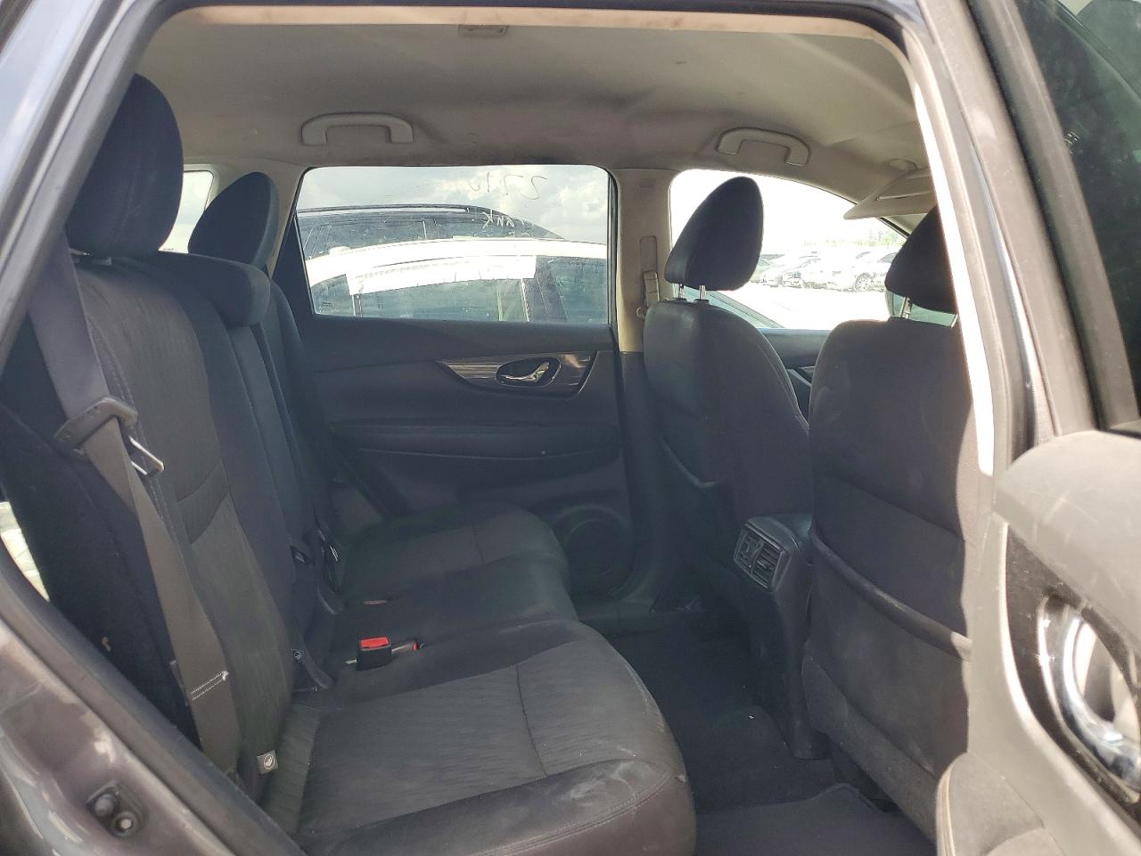 Nissan Rogue Sv