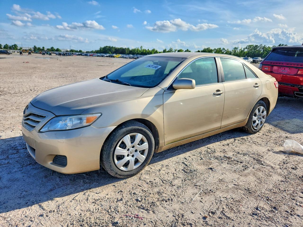 Salvage Toyota Camry Image