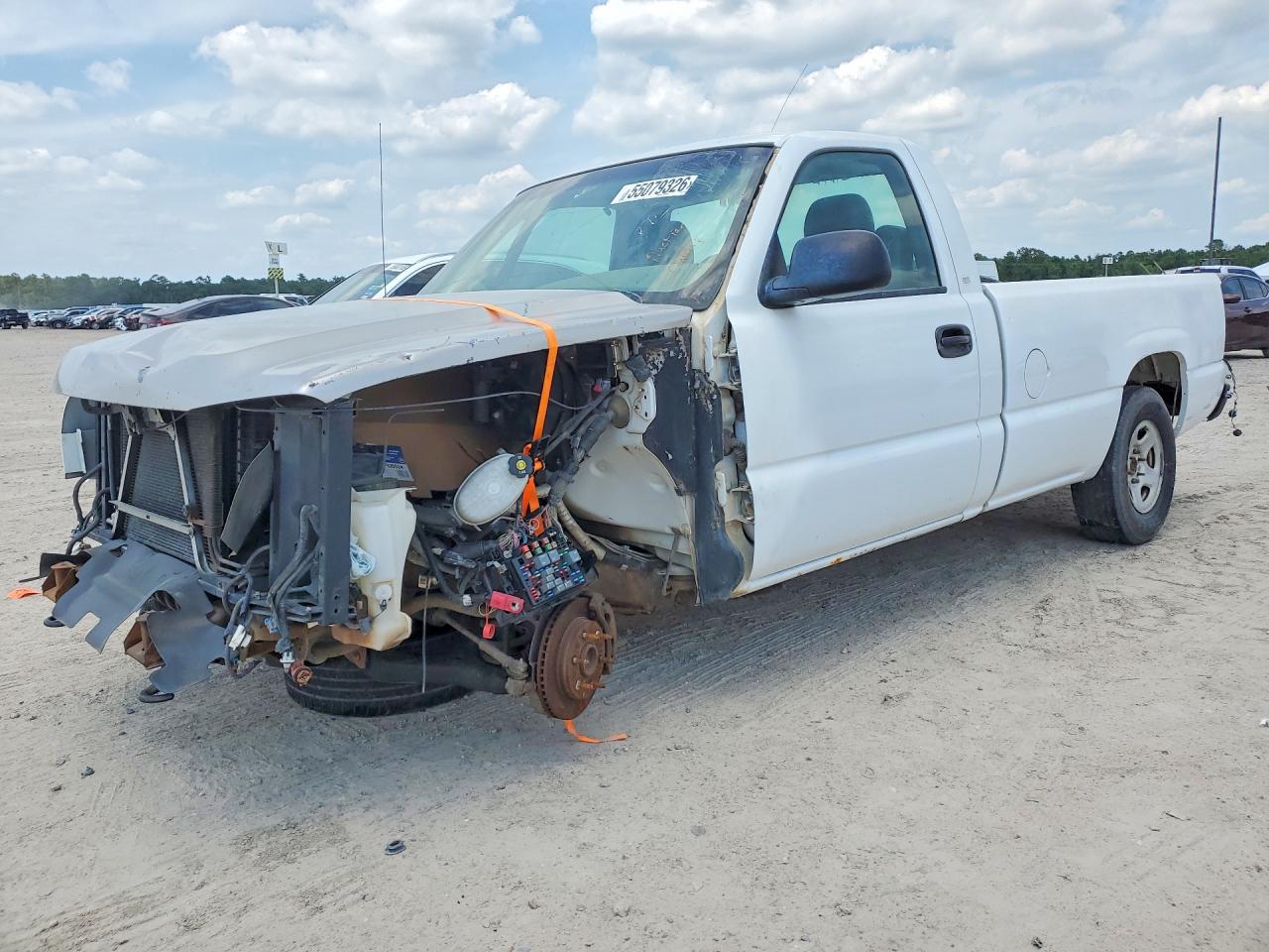 Salvage Chevrolet Silverado Image