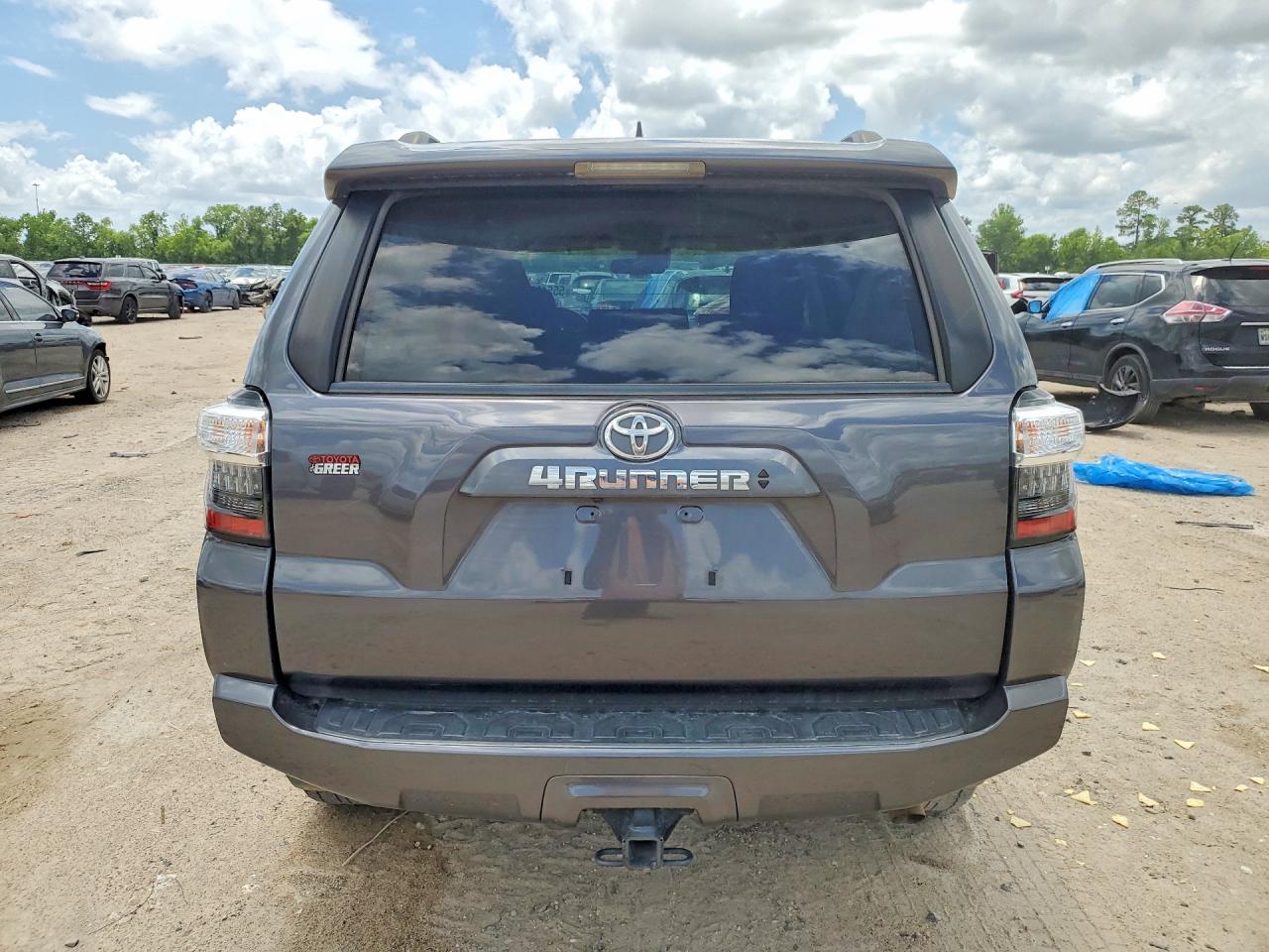 Toyota 4Runner Sr5