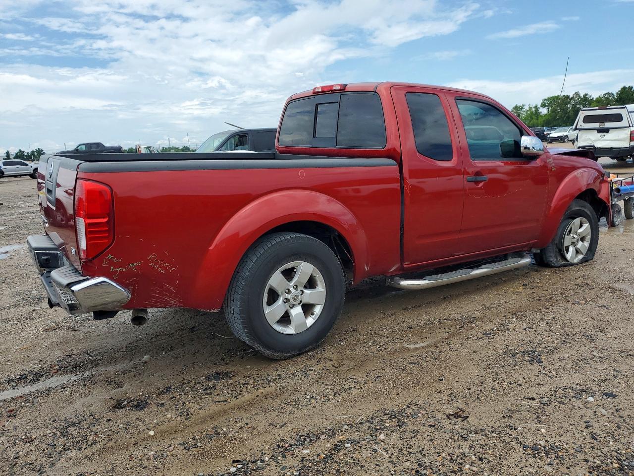 Nissan Frontier Sv V6