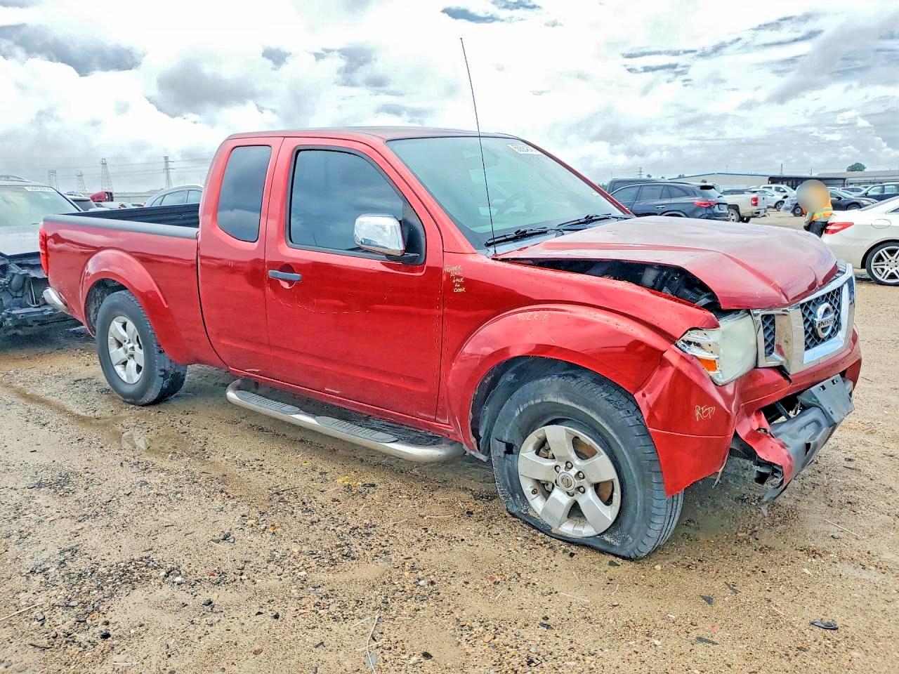 Nissan Frontier Sv V6