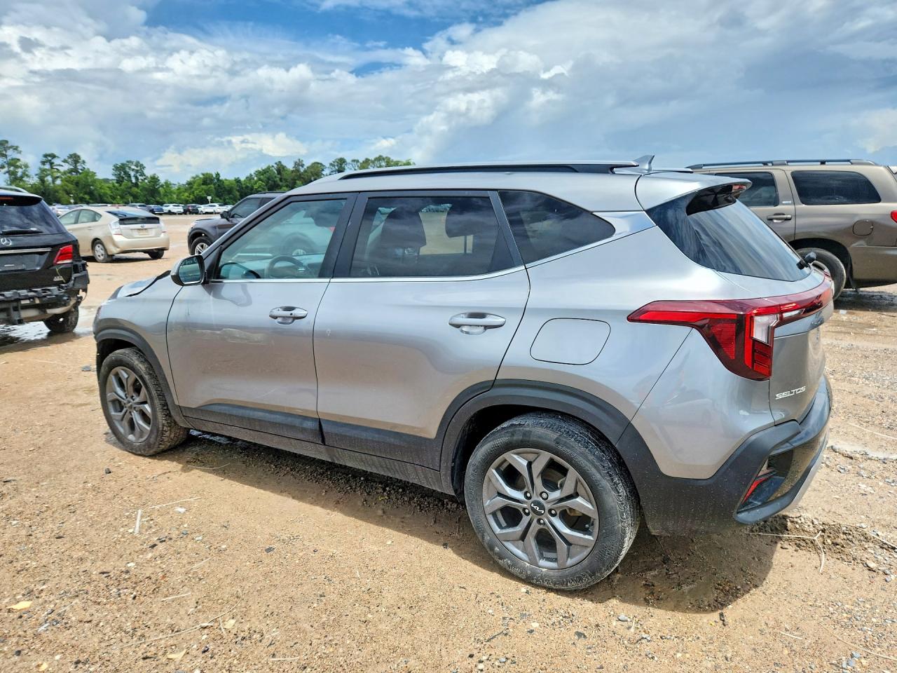 Kia Seltos S