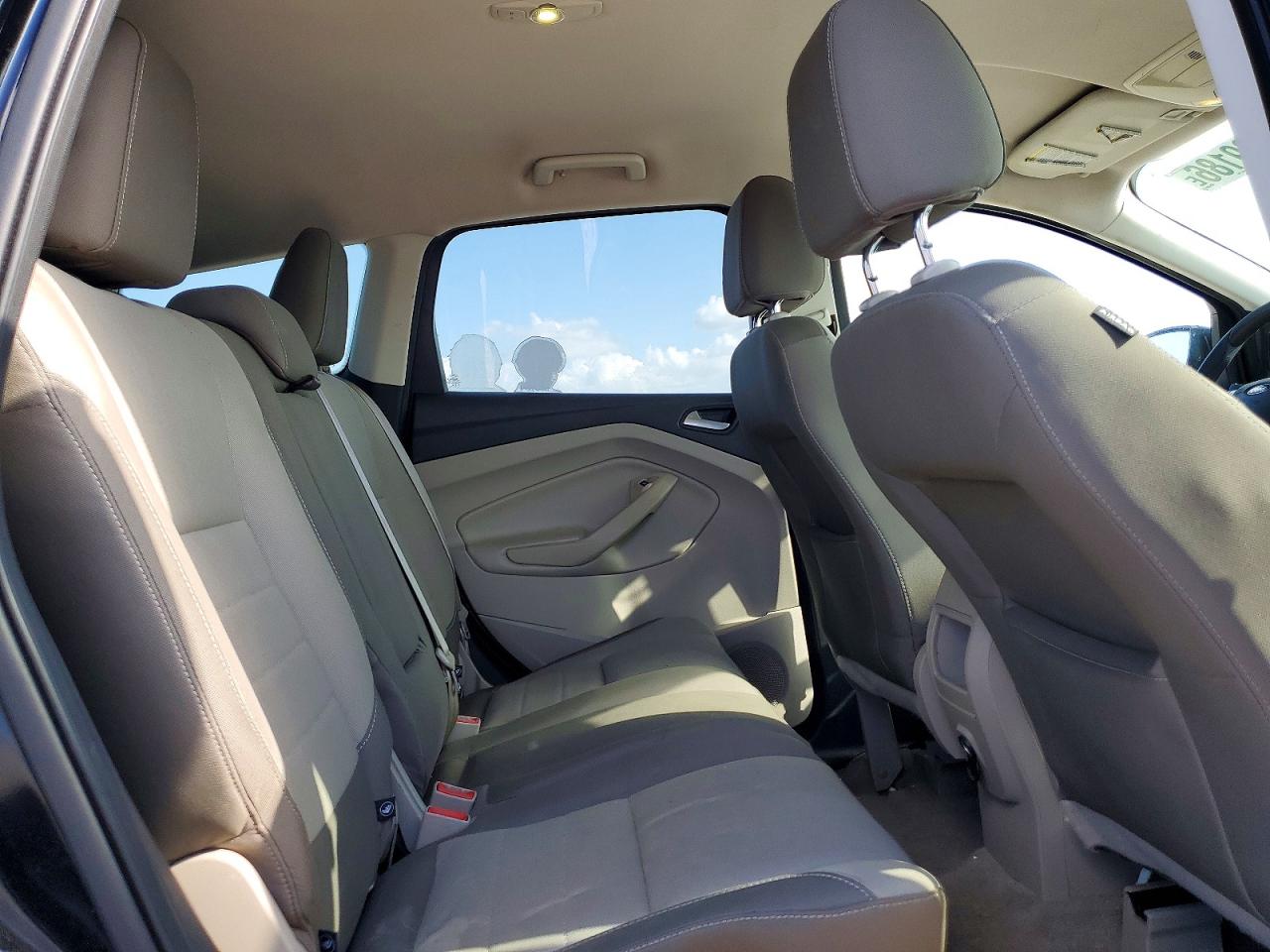 Ford Escape Se