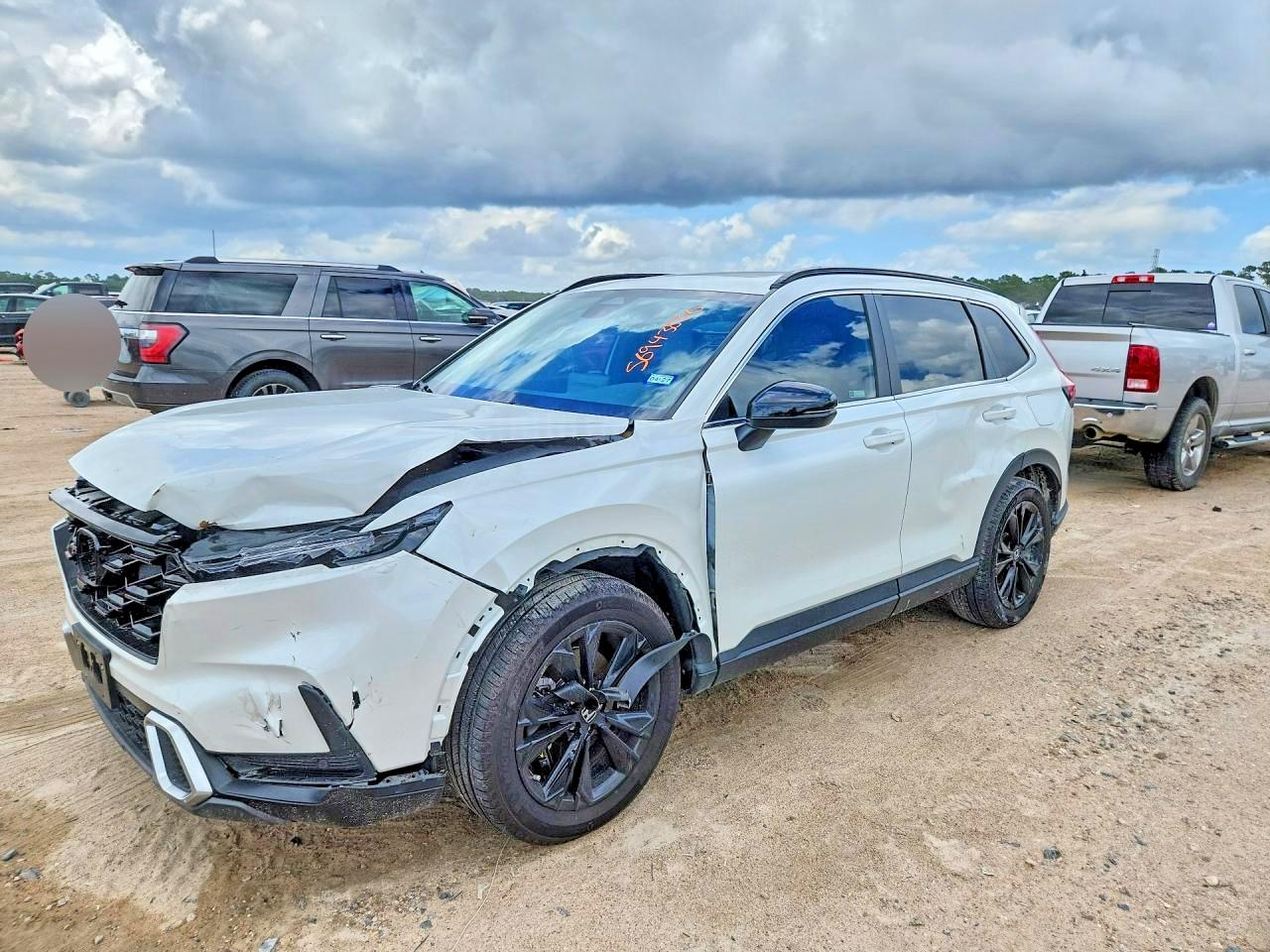 Salvage Honda Crv Image