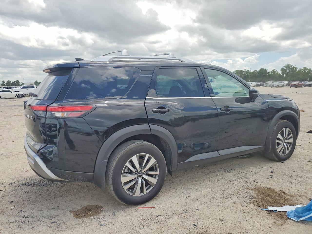Nissan Pathfinder Sl