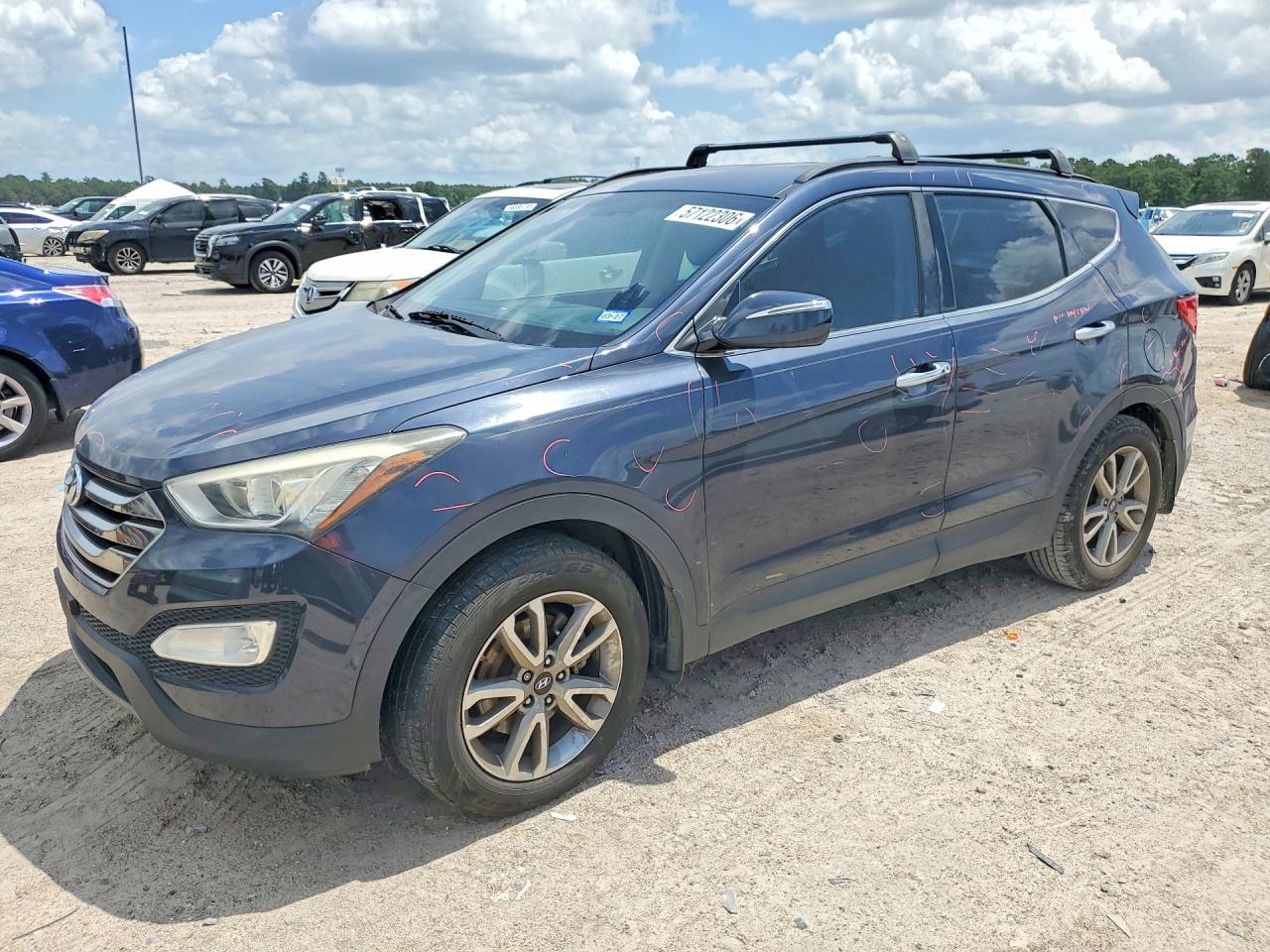 Salvage Hyundai SANTA FE Image