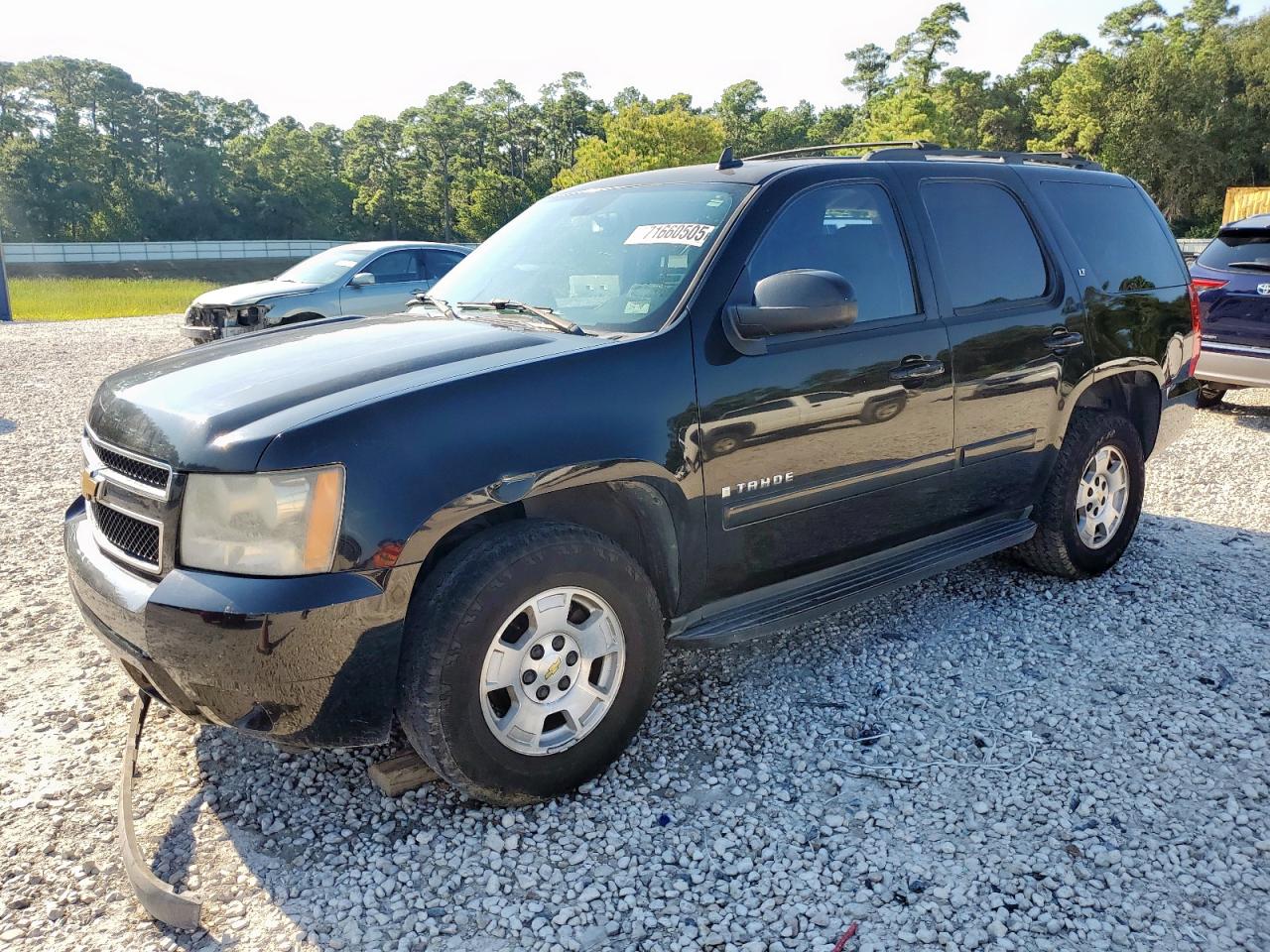 Salvage Chevrolet Tahoe Image
