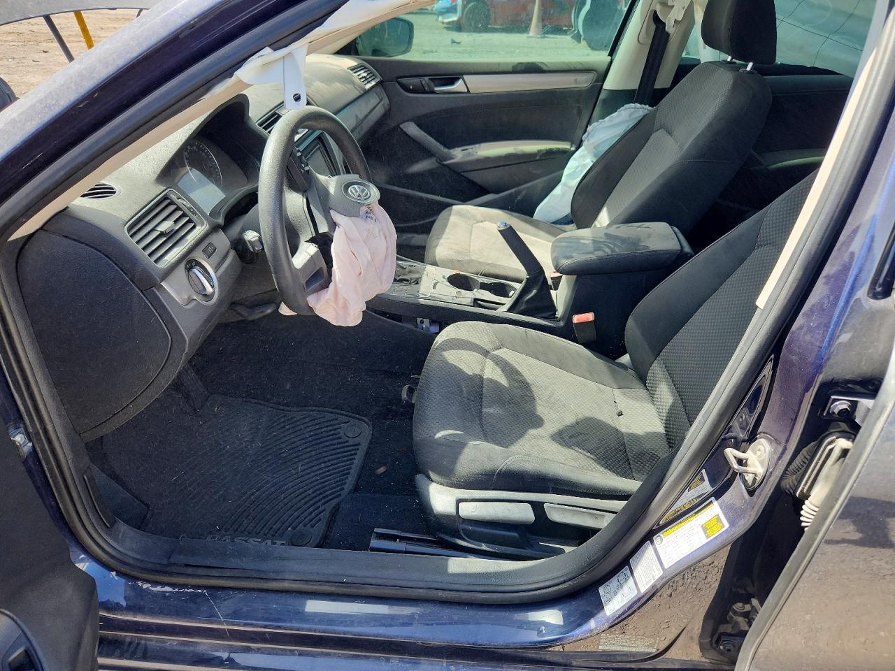 Volkswagen Passat S