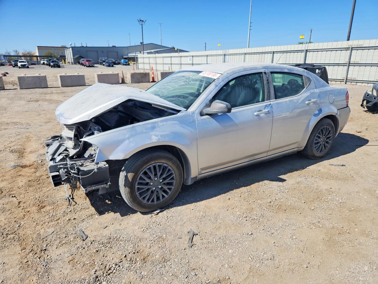 Salvage Dodge Avenger Image