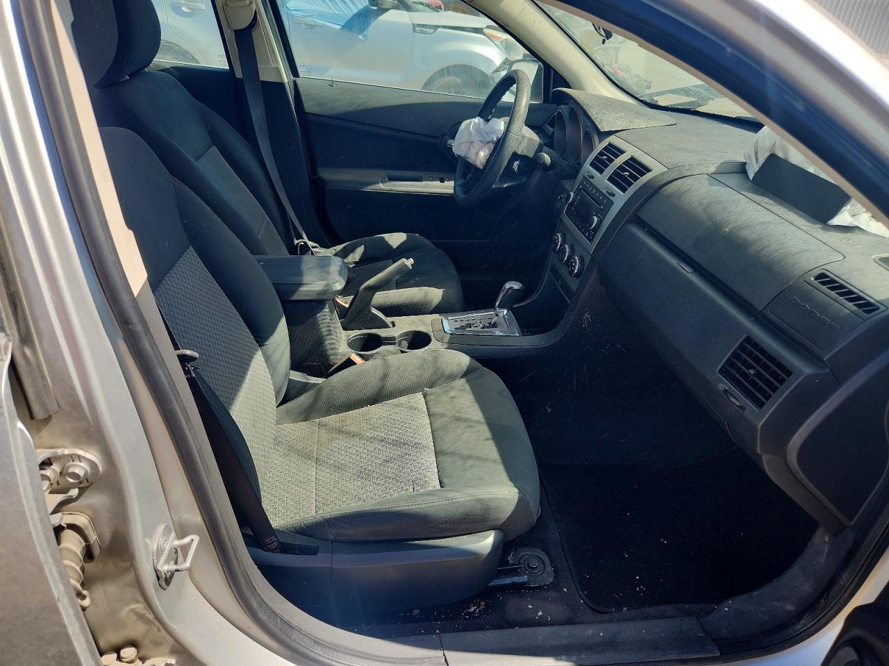 Dodge Avenger Se