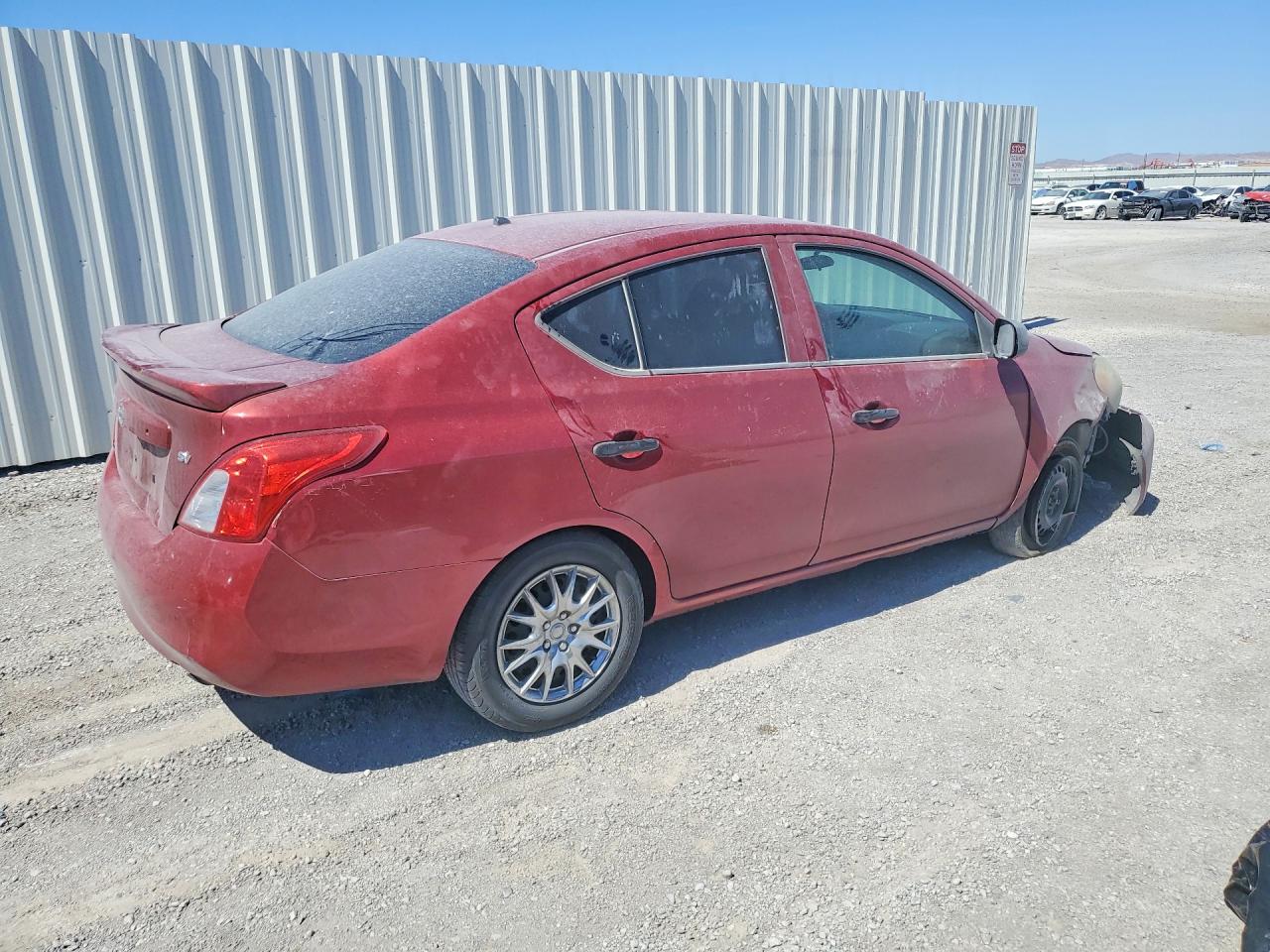 Nissan Versa S