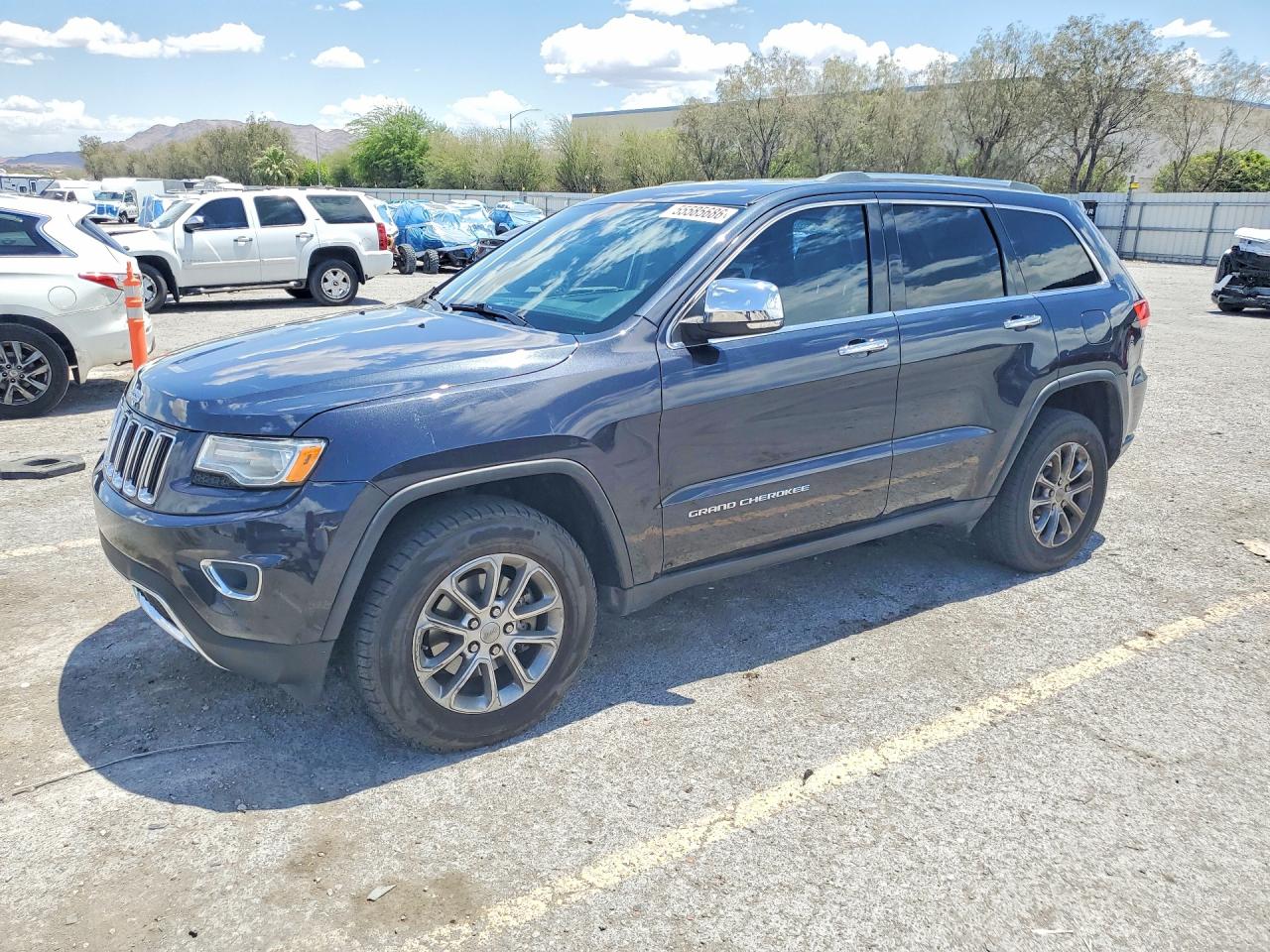 Salvage Jeep Cherokee Image