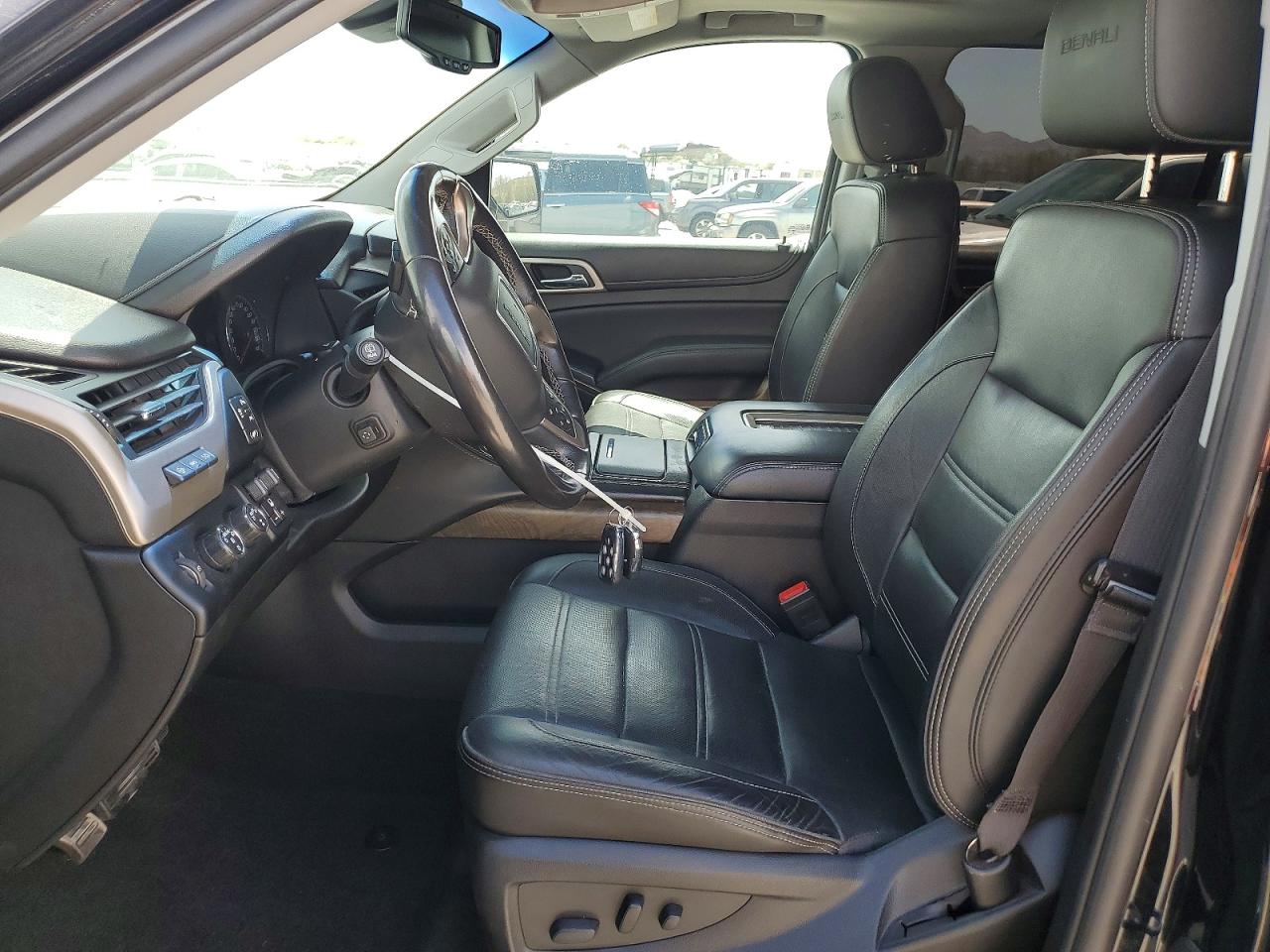 GMC Yukon Denali
