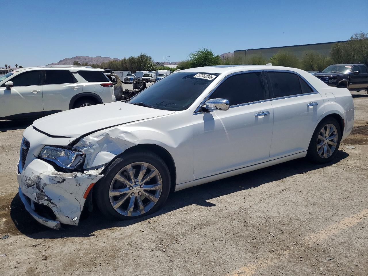 Salvage Chrysler 300 Image
