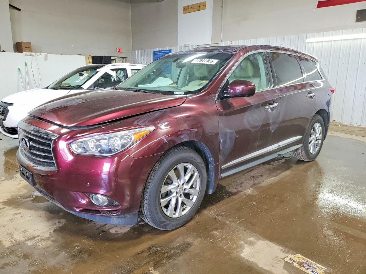 Salvage INFINITI JX35 Image