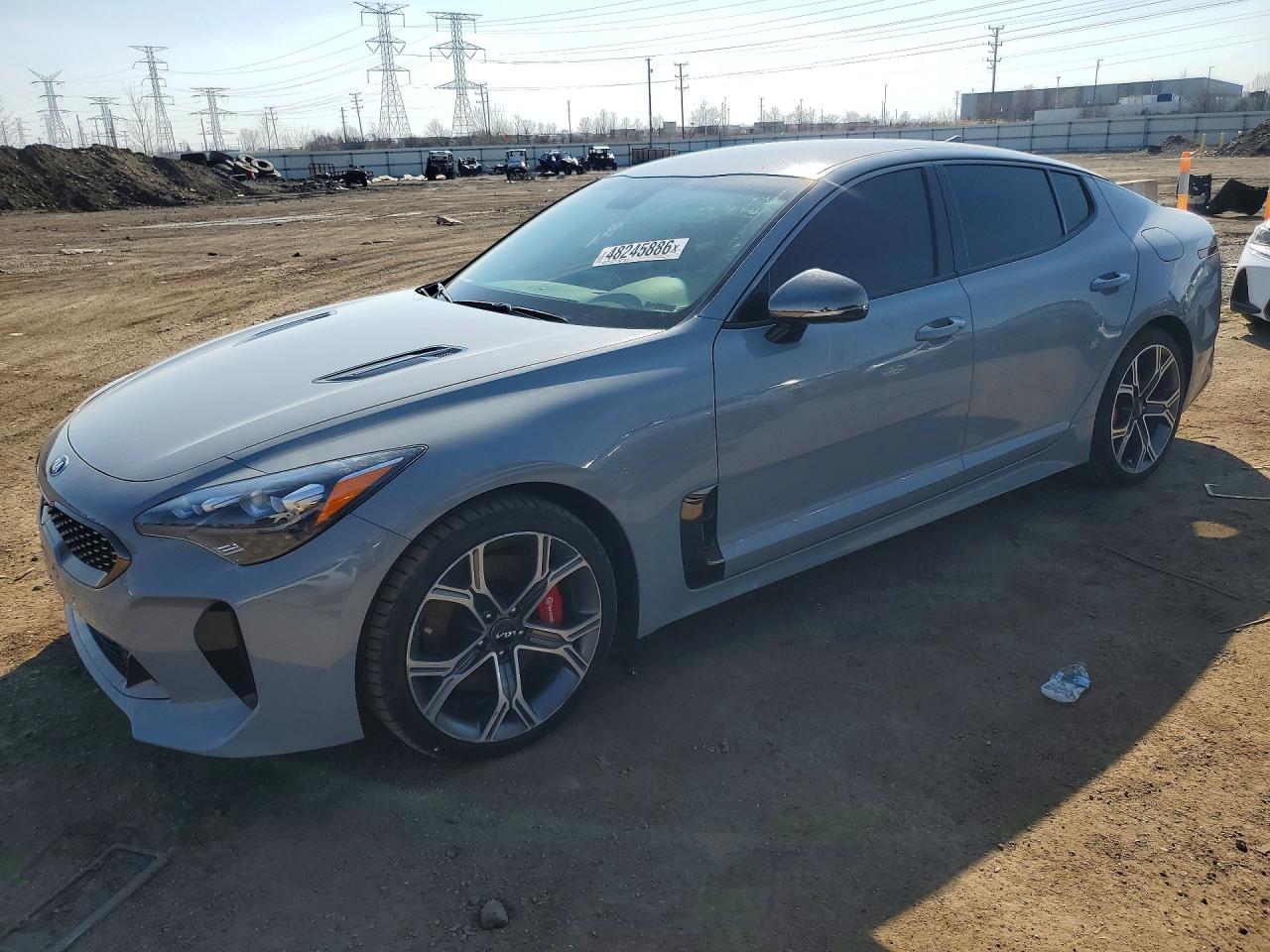 Salvage Kia Stinger Image