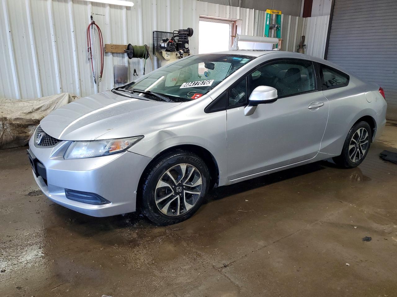Salvage Honda Civic Image