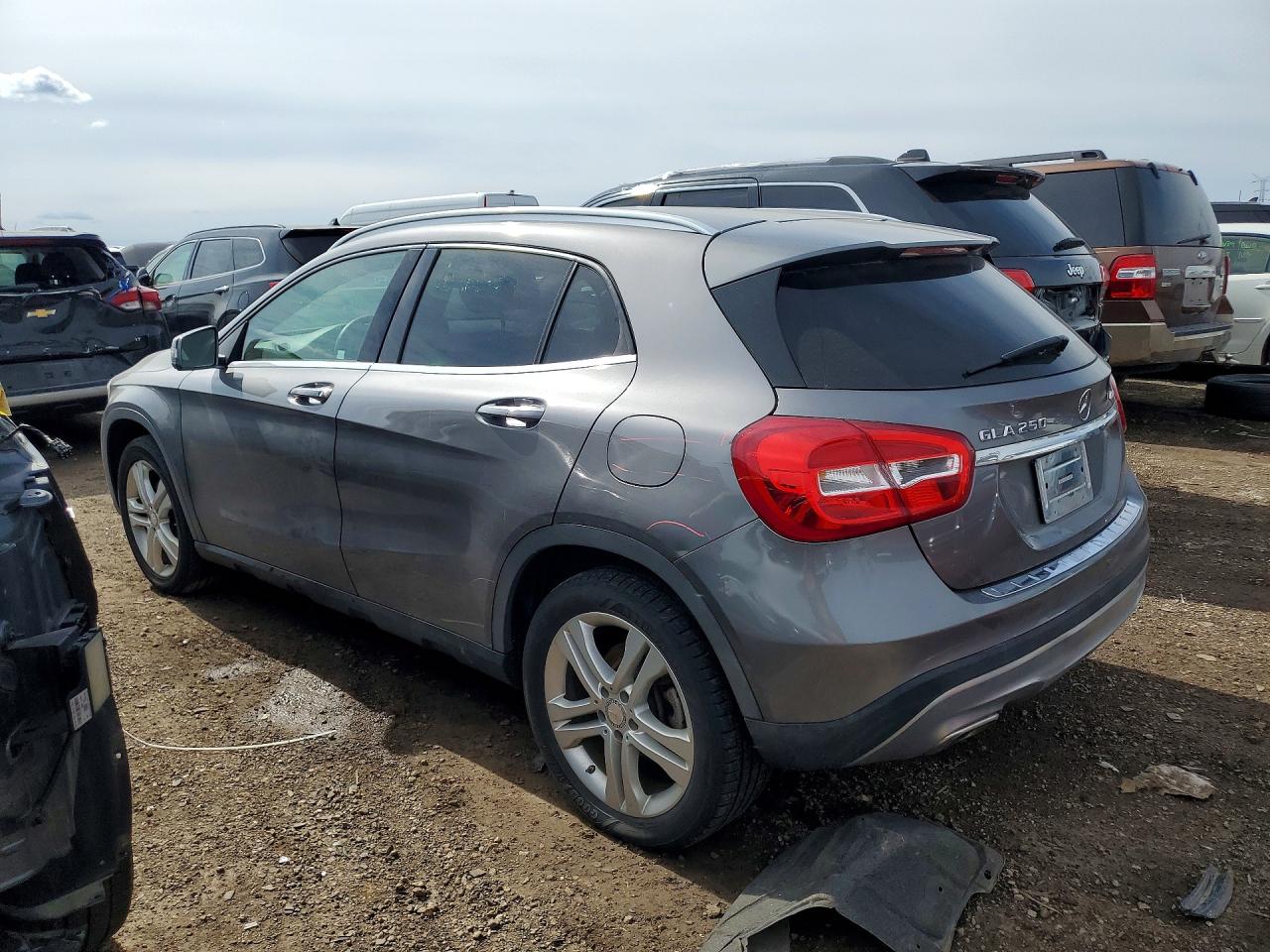 Mercedes-Benz GLA 250 4matic
