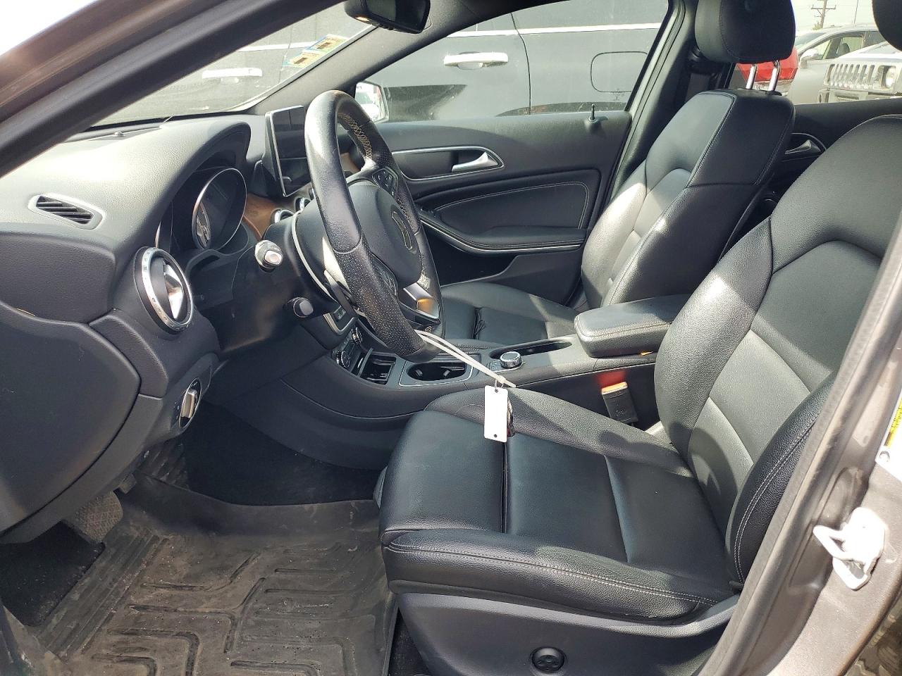 Mercedes-Benz GLA 250 4matic