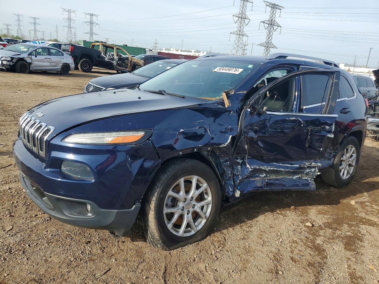 Salvage Jeep Cherokee Image