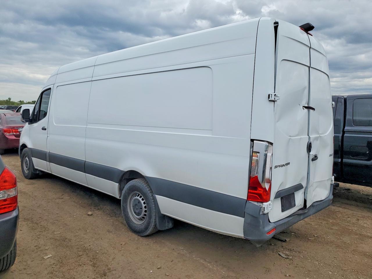 Mercedes-Benz Sprinter 2500