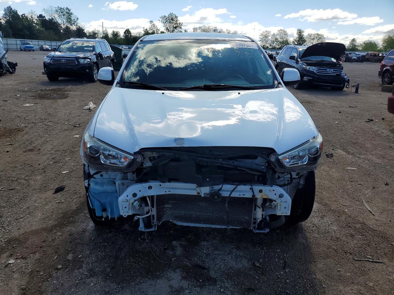 Mitsubishi Outlander Es