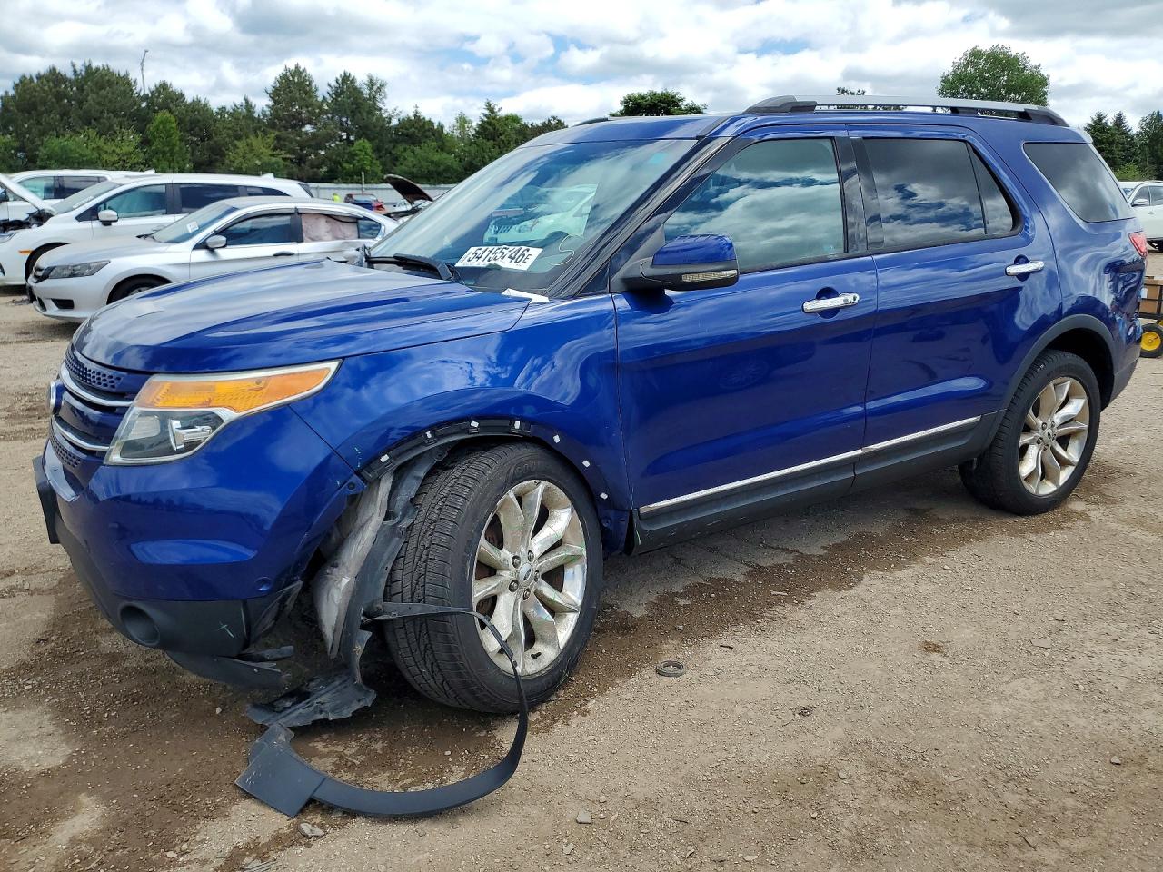 Salvage Ford Explorer Image