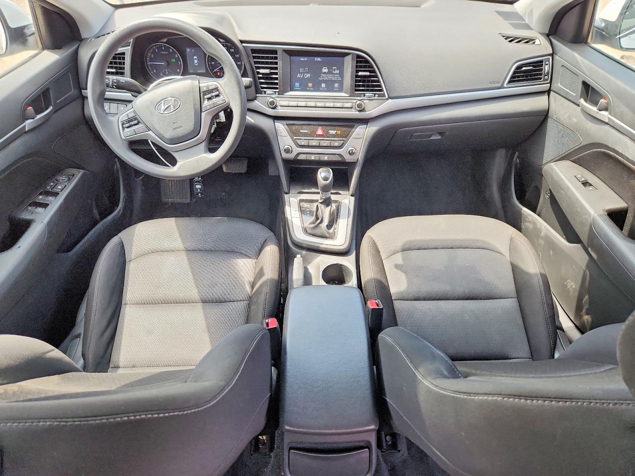 Hyundai ELANTRA Sel