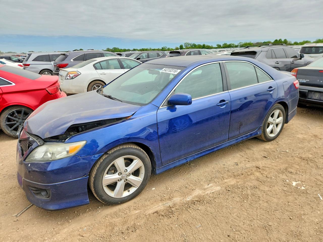Salvage Toyota Camry Image