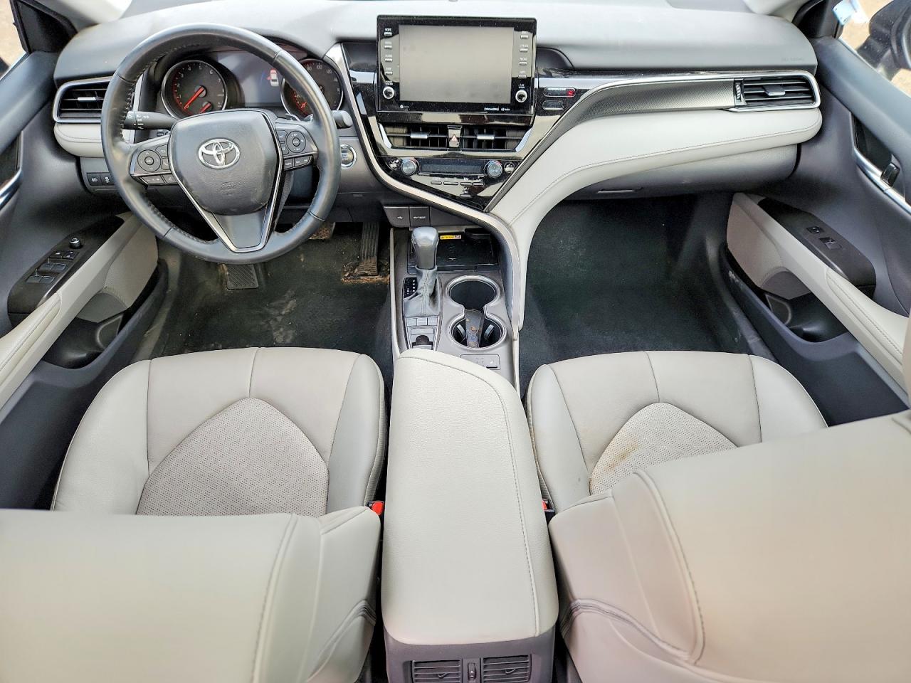 Toyota Camry Xse