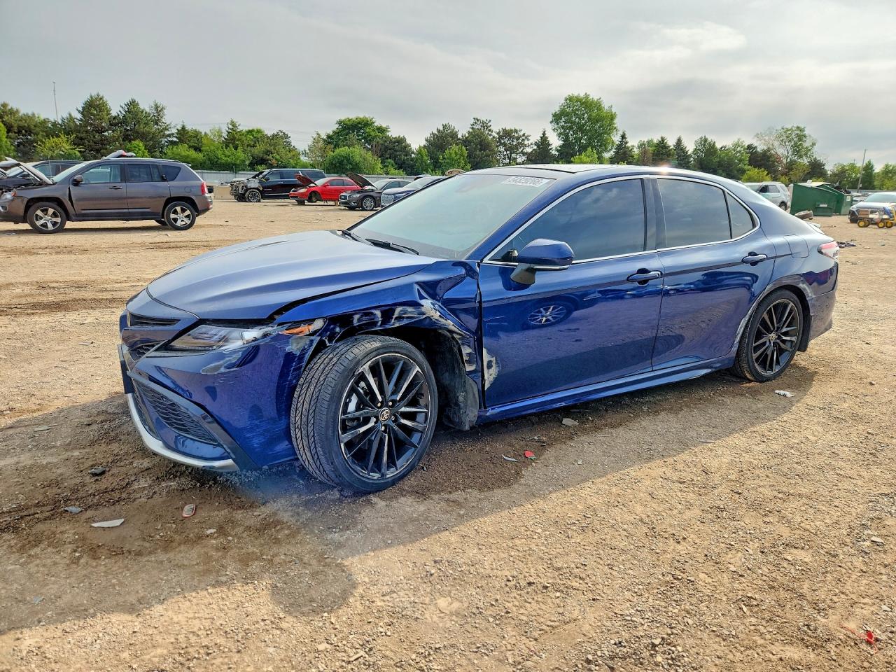 Salvage Toyota Camry Image