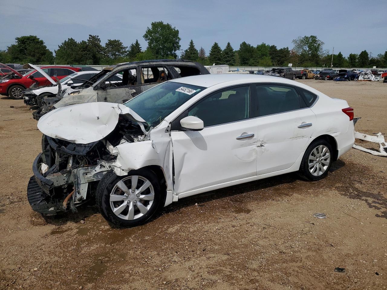 Salvage Nissan Sentra Image