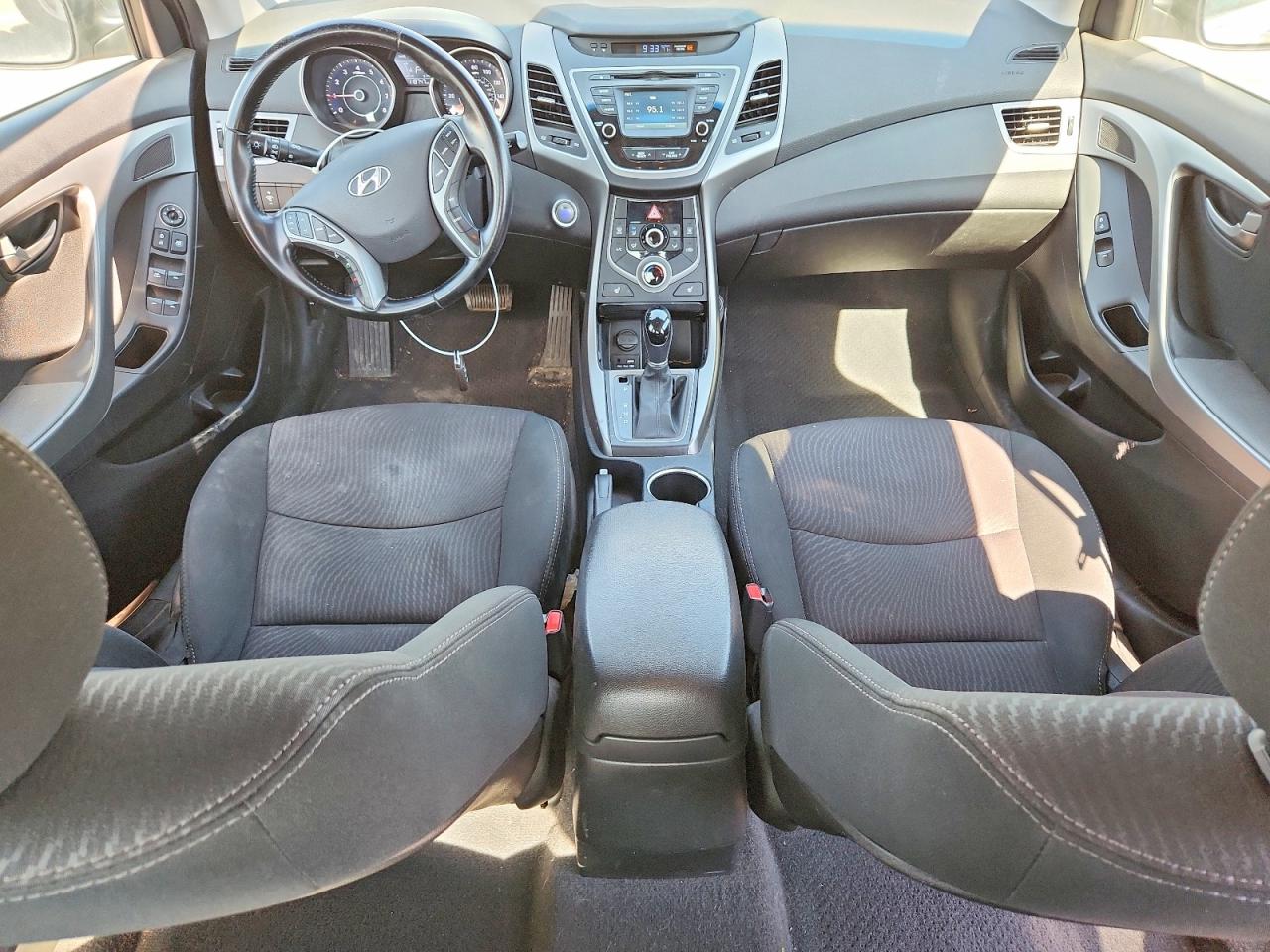 Hyundai ELANTRA Value Edition