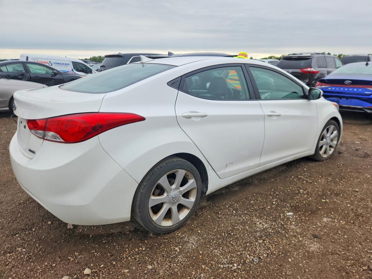 Hyundai ELANTRA Limited