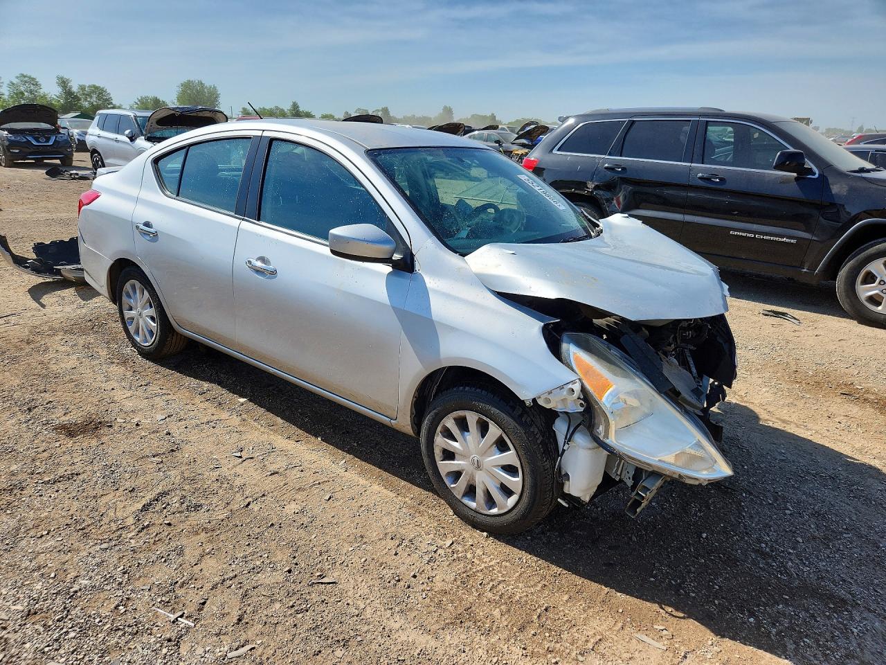 Nissan Versa 1.6 Sv