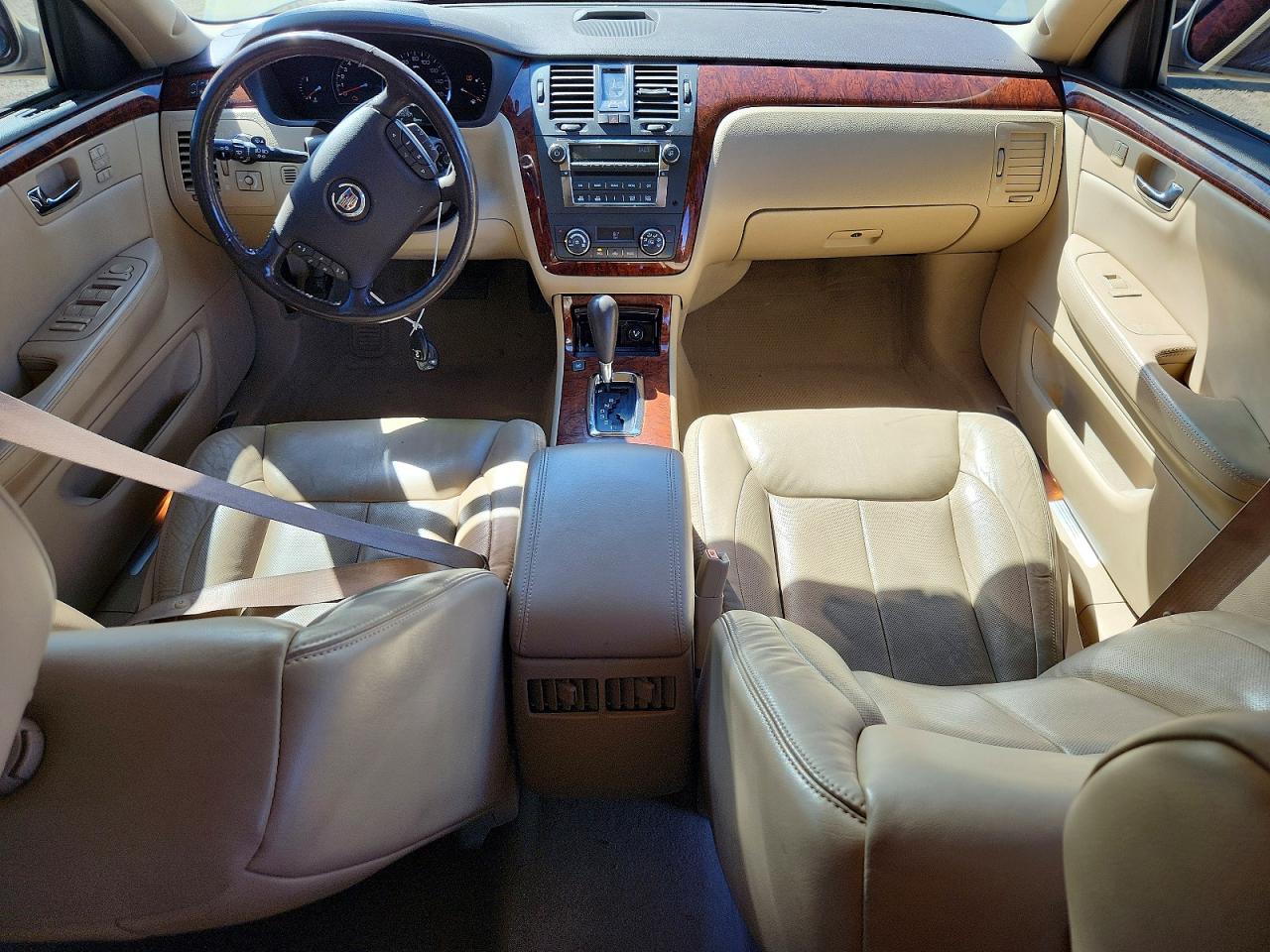 Cadillac DTS