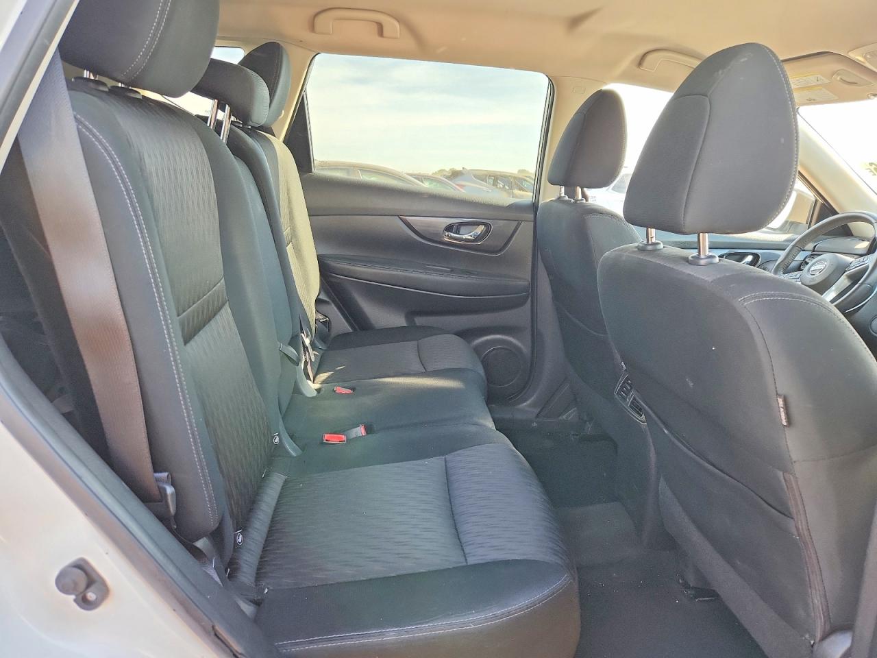 Nissan Rogue Sv