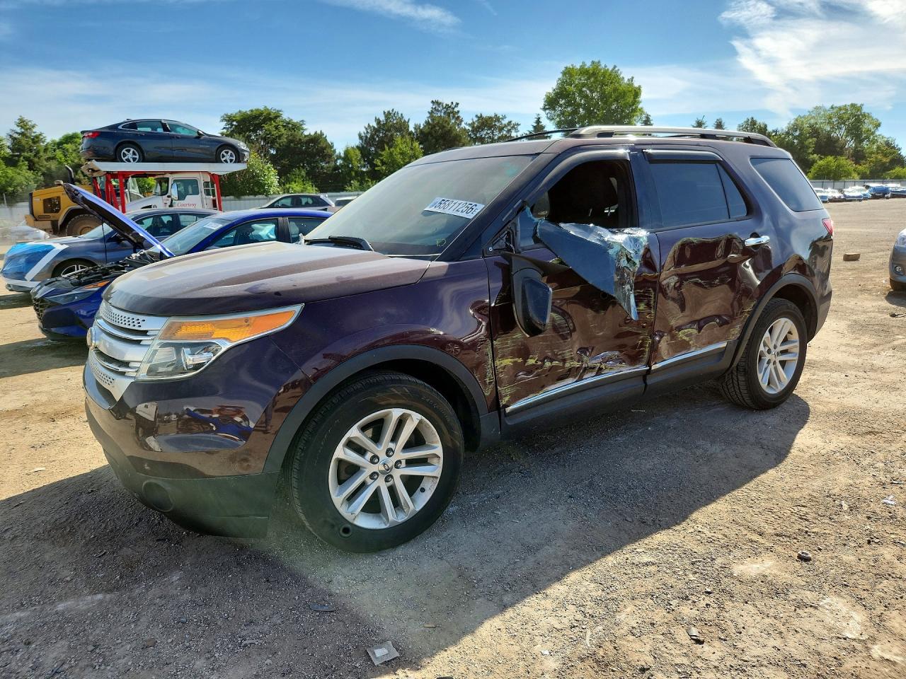 Salvage Ford Explorer Image