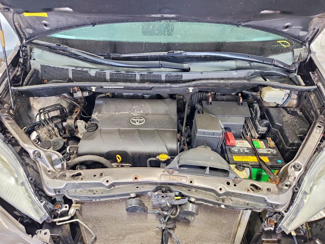 Toyota Sienna Xle 8-passenger